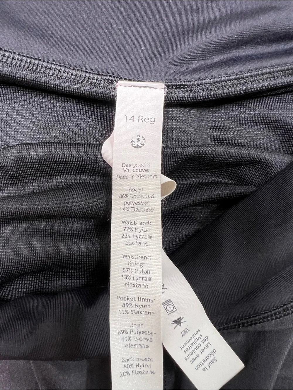 Lululemon Speed Up Low Rise running shorts size Women’s 14